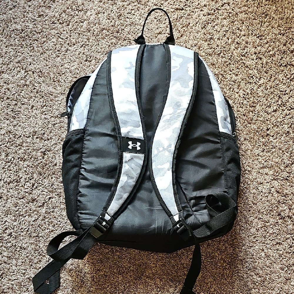 Under Armour Gray Camo Backpack - Picture 5 of 10